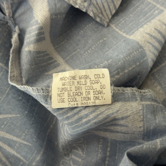 Tori Richard Shirt Mens Large Blue White CPCU Society Button Up Hawaiian Shirt - Picture 8 of 8